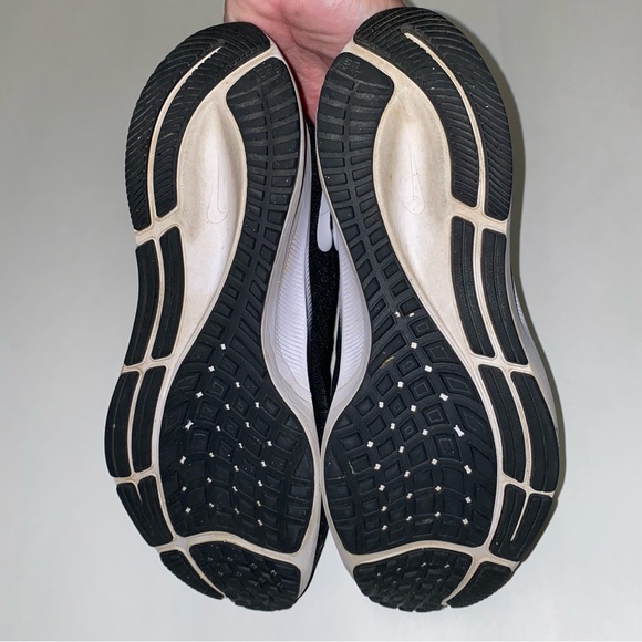 Nike Air Zoom Pegasus 37 TB Black White Running Shoes 8 CJ0677-001 - Picture 8 of 9